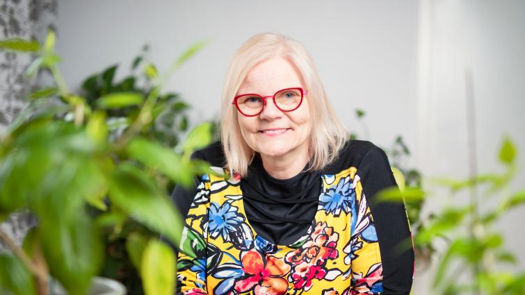 Minna Lehikoinen, Helsingin kaupungin työvoimasuunnittelija. Kuva: Eeva Anundi.